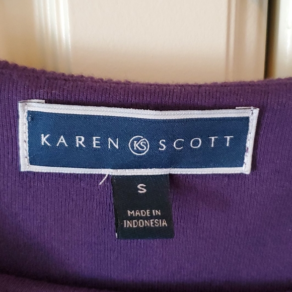 Top - Picture 2 of 3